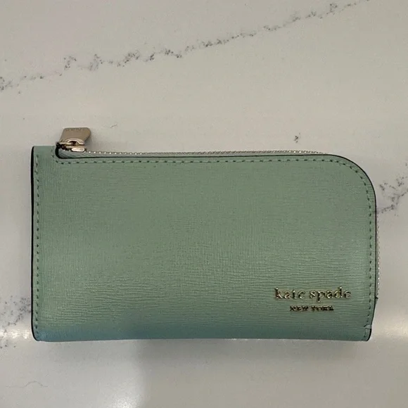 Kate Spade Mint Green Card Holder - Picture 2 of 9